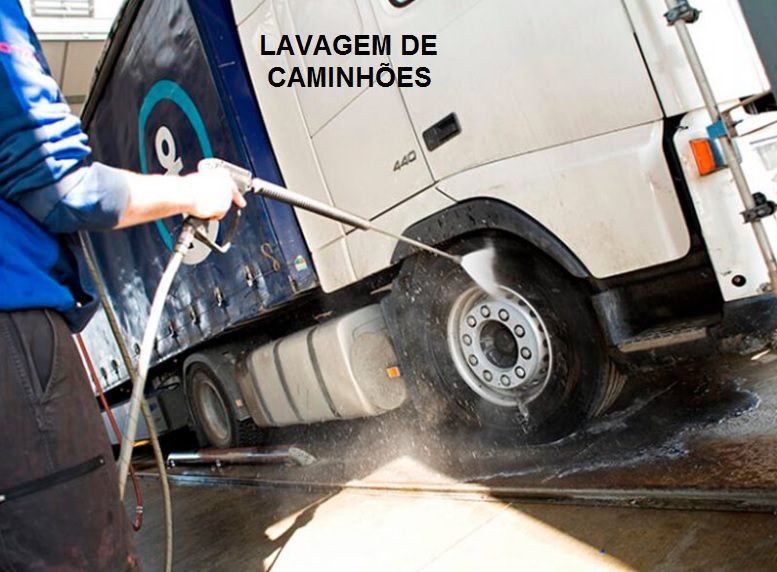 Imagem_Lavagem Caminhões_Detergente Multiação.jpg